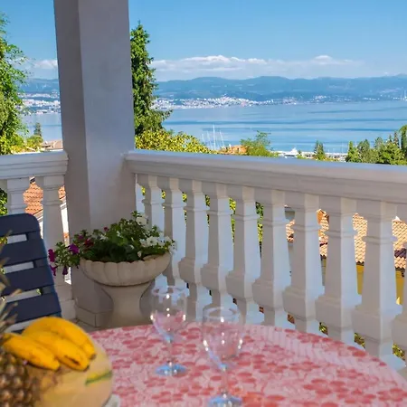 Luxurioeses Penthouse Mit Blick Auf Gesamte Kvarner Bucht